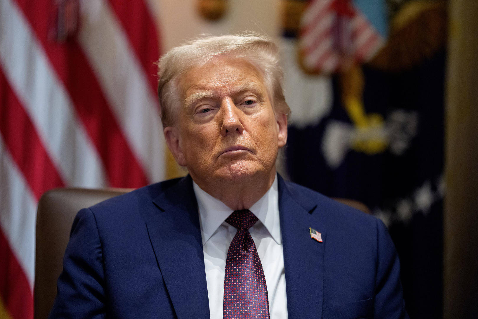 特朗普考虑暂缓调停俄乌冲突,白宫官员:欧洲在暗中搞破坏,劝乌“再等等更好条件”