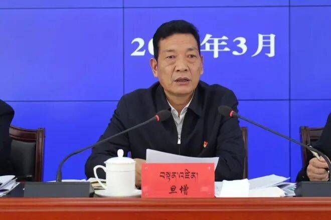 纪委通报:副局长被留置当日,还在收礼