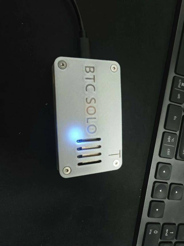 真赛博玩具,BTC乐透机中奖就是3比特币价值22万美刀!